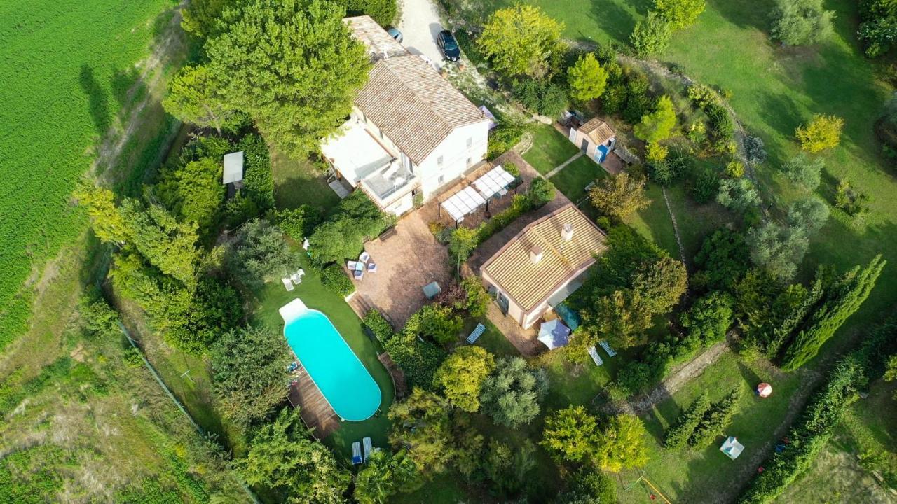 Grande Villa Storica Per Vacanze Con Giardino Privato E Piscina Ostra Екстер'єр фото