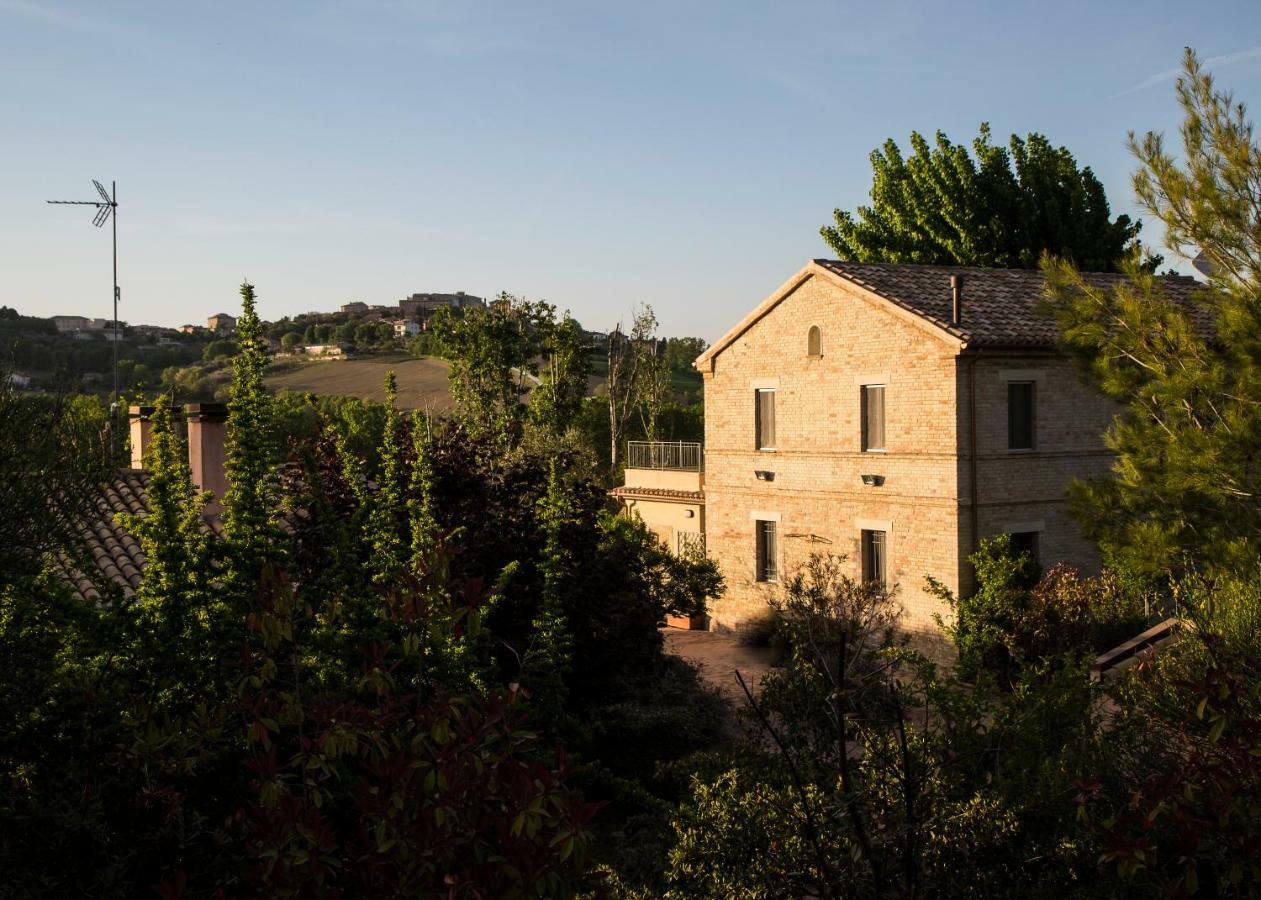 Grande Villa Storica Per Vacanze Con Giardino Privato E Piscina Ostra Екстер'єр фото