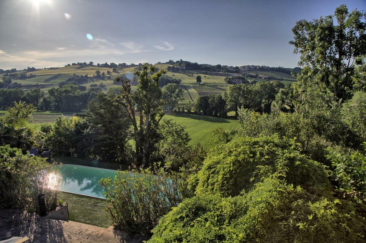 Grande Villa Storica Per Vacanze Con Giardino Privato E Piscina Ostra Екстер'єр фото