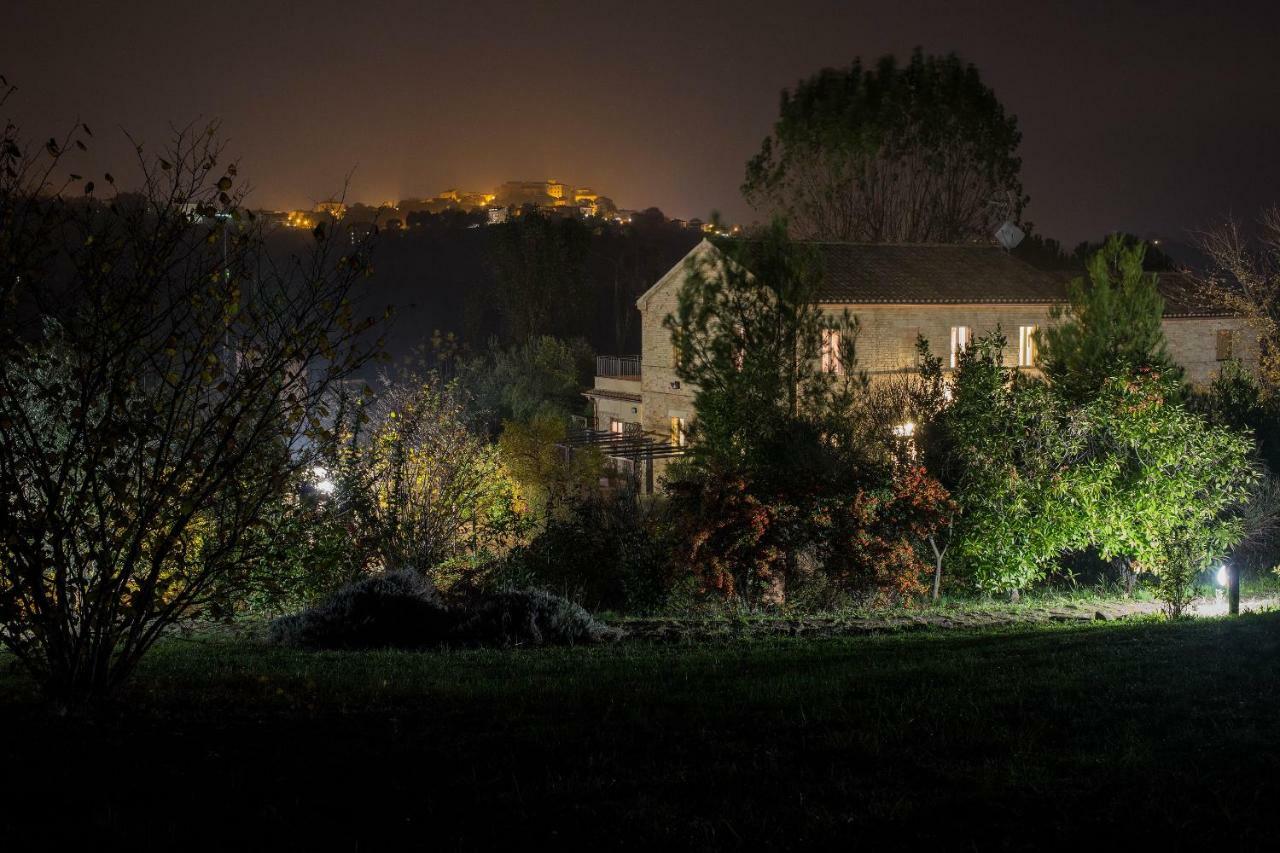 Grande Villa Storica Per Vacanze Con Giardino Privato E Piscina Ostra Екстер'єр фото